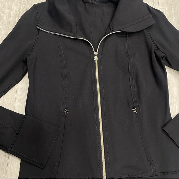 Lululemon Yoga Jacket Size:8 - Picture 7 of 10